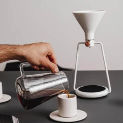 GINA BASIC Kaffeebereiter Weiss 9 GINA BASIC Kaffeebereiter Weiss -Geschäft Für Kaffeemaschinen Und Zubehör 105085 105085 goat story gina basic kaffeebereiter moodgiessen